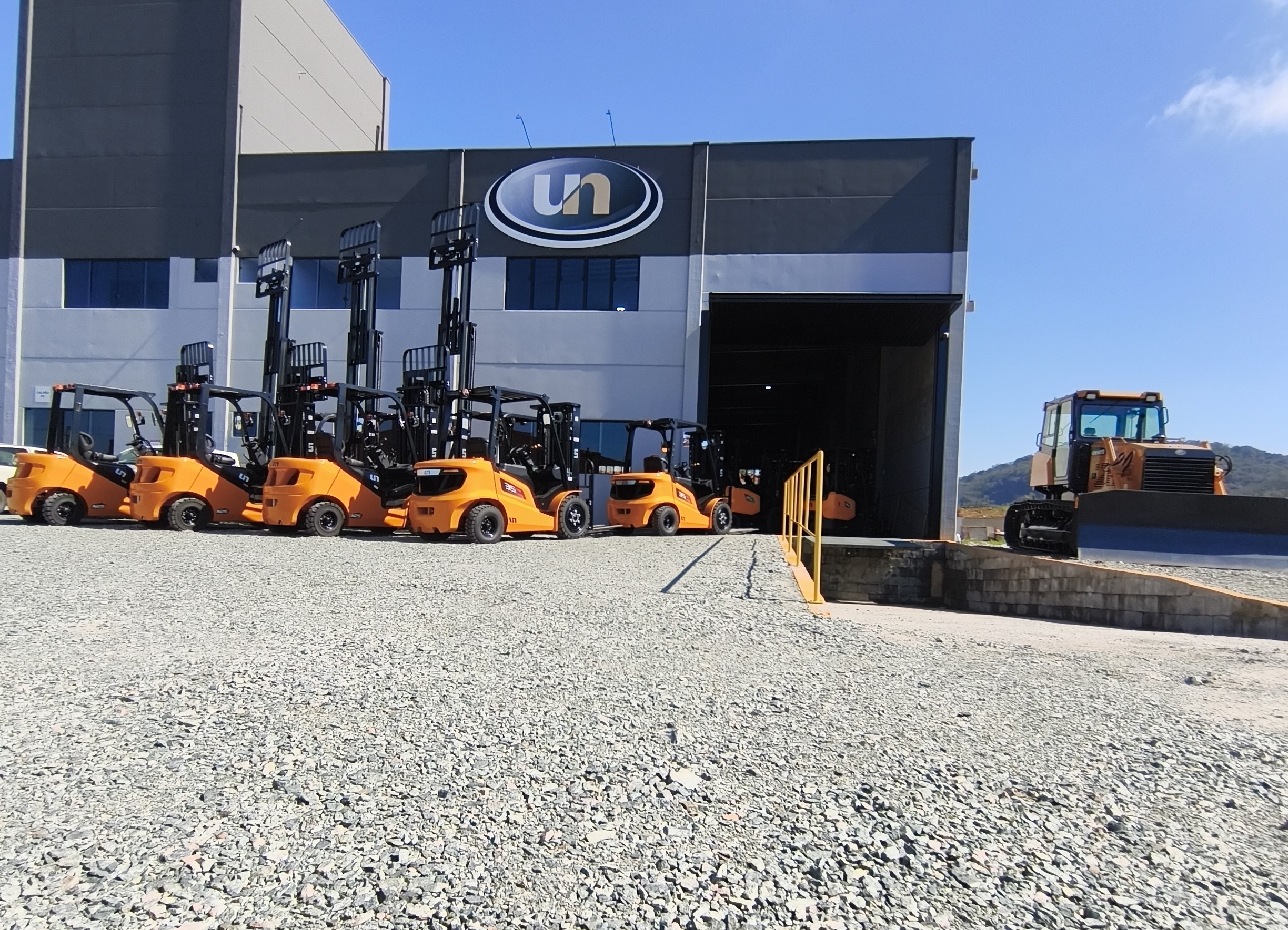 Empilhadeira UN Forklift